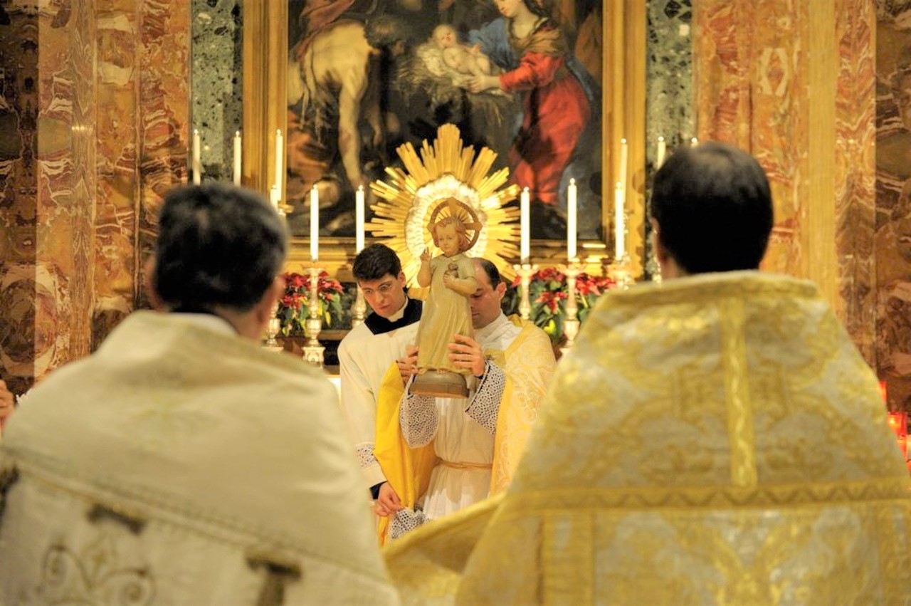 Paróquia San Salvatore in Lauro Paróquia San Salvatore in Lauro