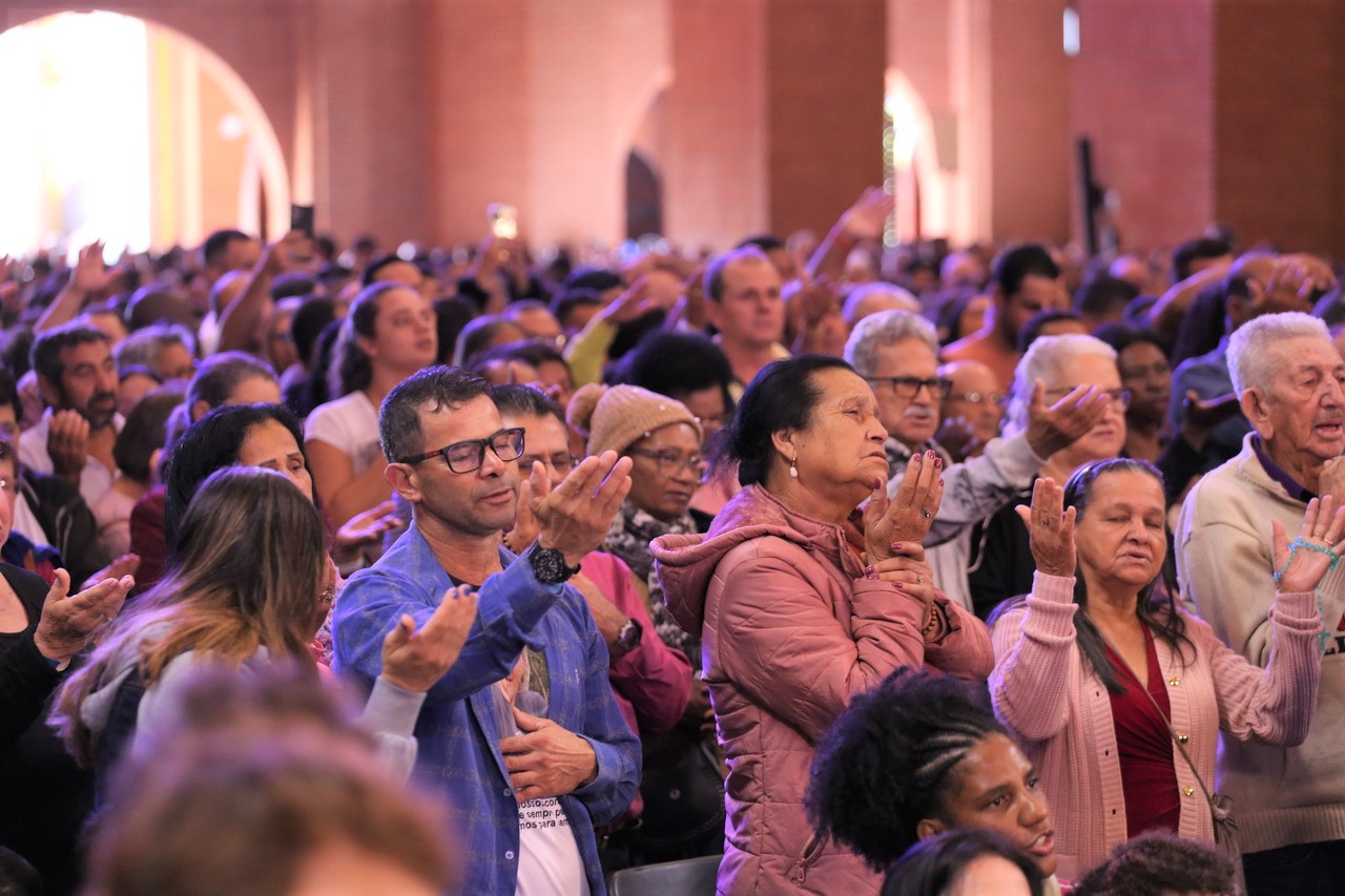 Gustavo Cabral - A12 Gustavo Cabral - A12