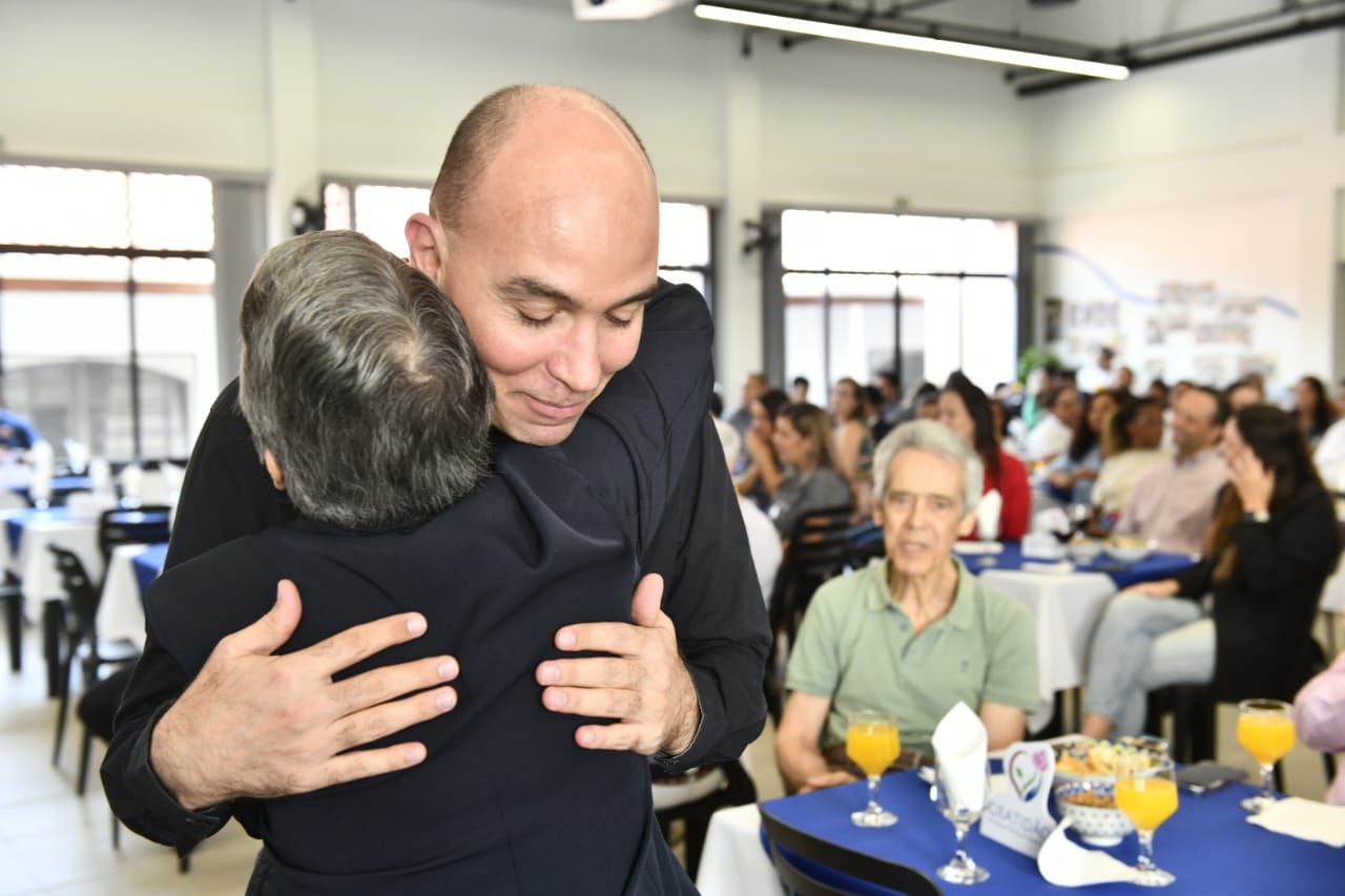 Thiago Leon Thiago Leon