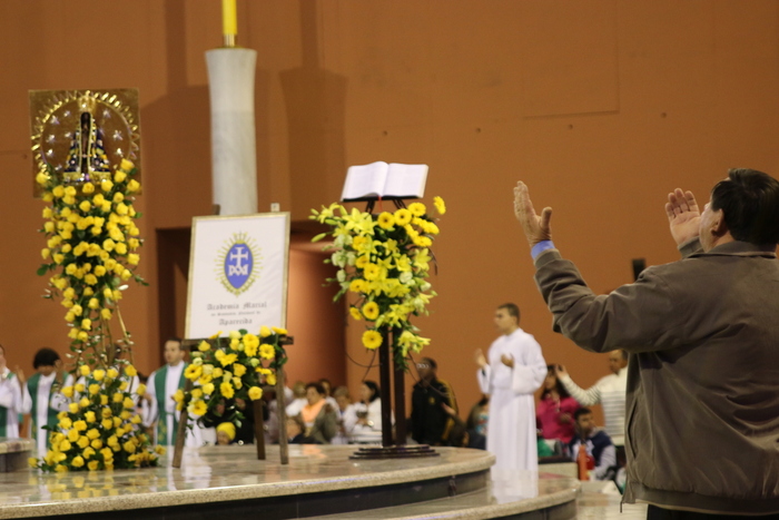 Missa no Santuário Nacional encerra IX Congresso Mariológico - Luana Corrêa 